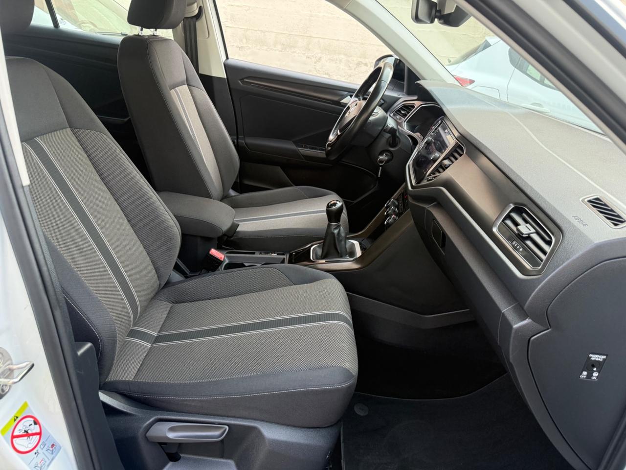 Volkswagen T-Roc 1.0benzina - 2019