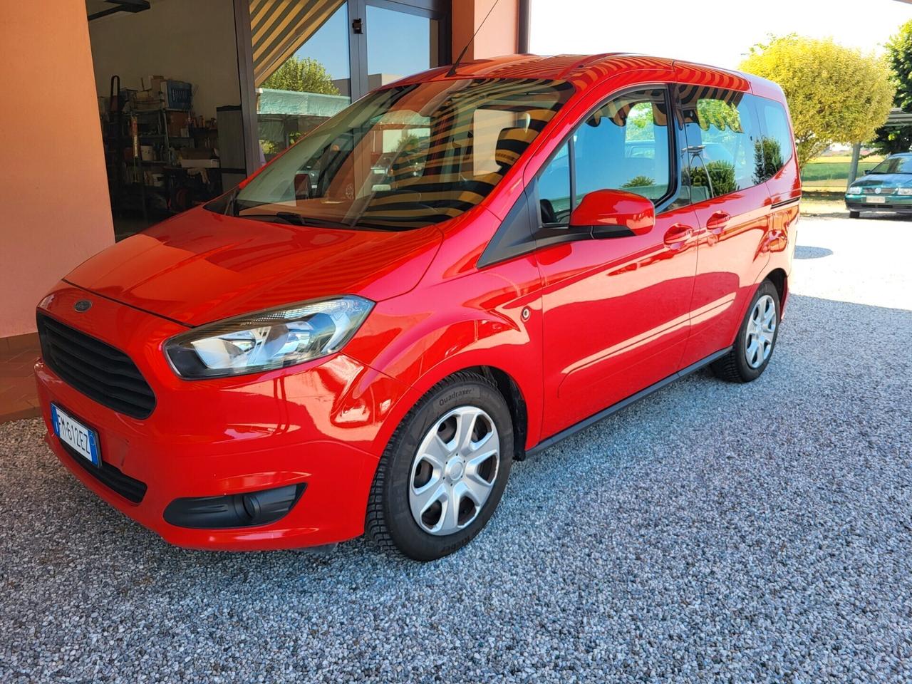 Ford Tourneo Courier 1.5 TDCI 75 CV Sport