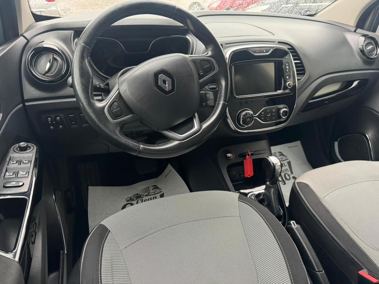 Renault Captur 1.5 dCi 90 cv automatica GARANZIA