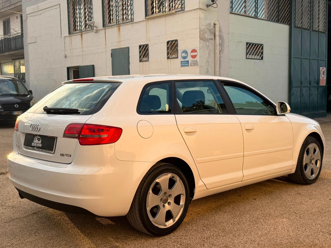 Audi A3 SPB 1.6 TDI 90 CV