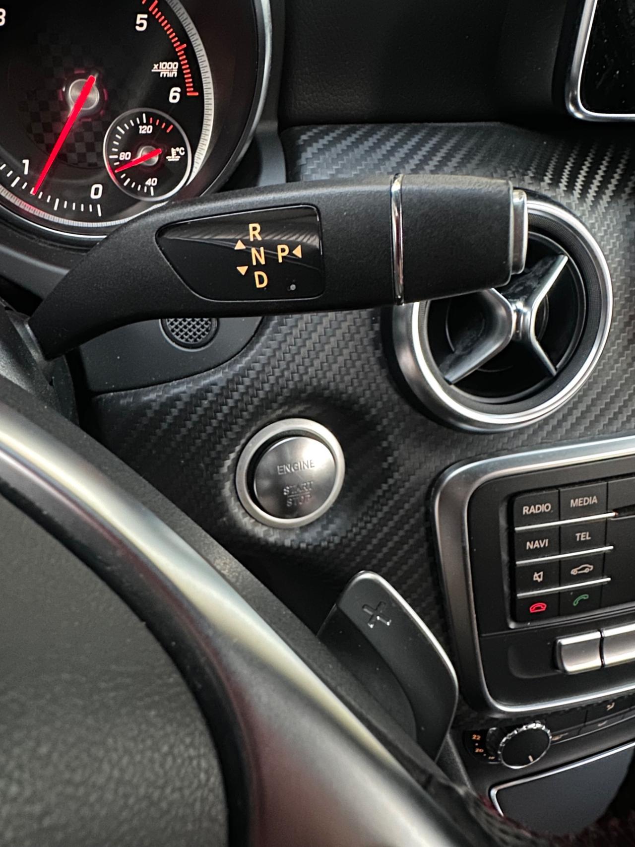 Mercedes-Benz A 200d Automatic Premium AMG
