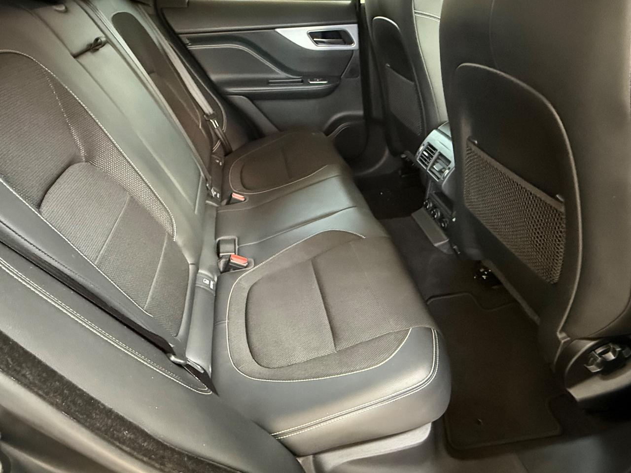 Jaguar F-Pace 2.0 D 180 CV AWD Automatica - 2016