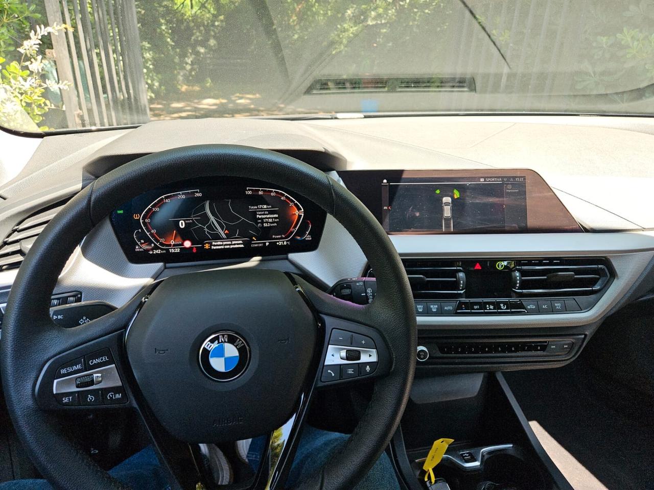 Bmw 116 116d 5p. Business Advantage