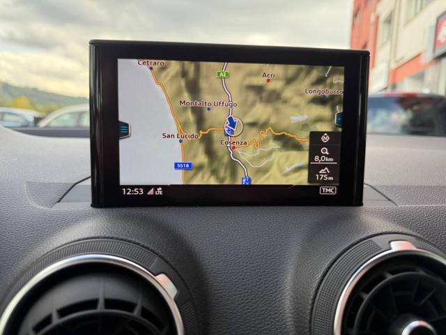 AUDI Q2 35 TDI S tronic Business