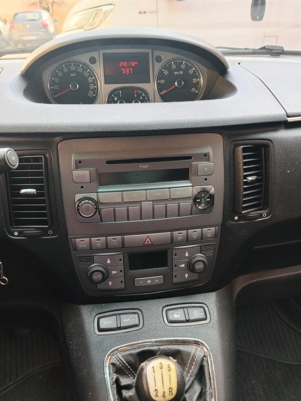 Lancia MUSA 1.3 Mtj 95 CV CON GARANZIA