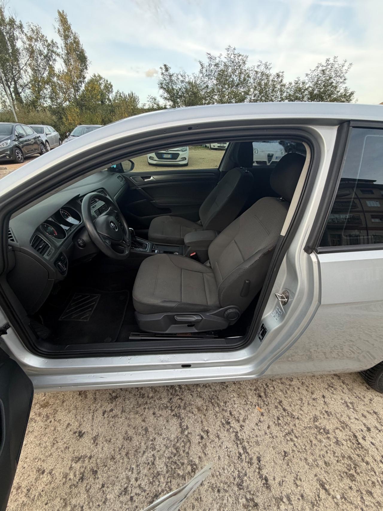 Volkswagen Golf 1.6 TDI 3p. Highline BlueMotion Technology