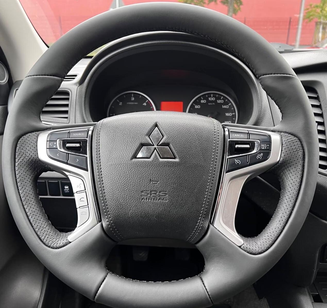Mitsubishi L200 doppia cabina GANCIO+CERCHI