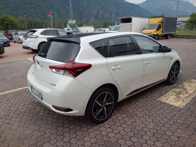 Toyota Auris 1.8h Black Edition cvt