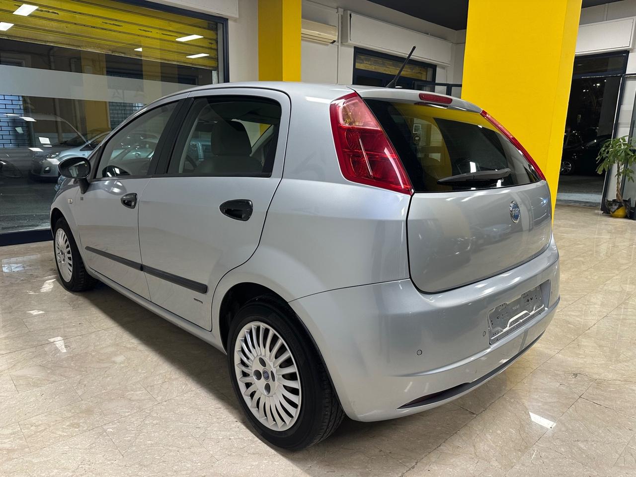 Fiat Grande Punto 1.3 MJT 75 CV 5 porte Dynamic