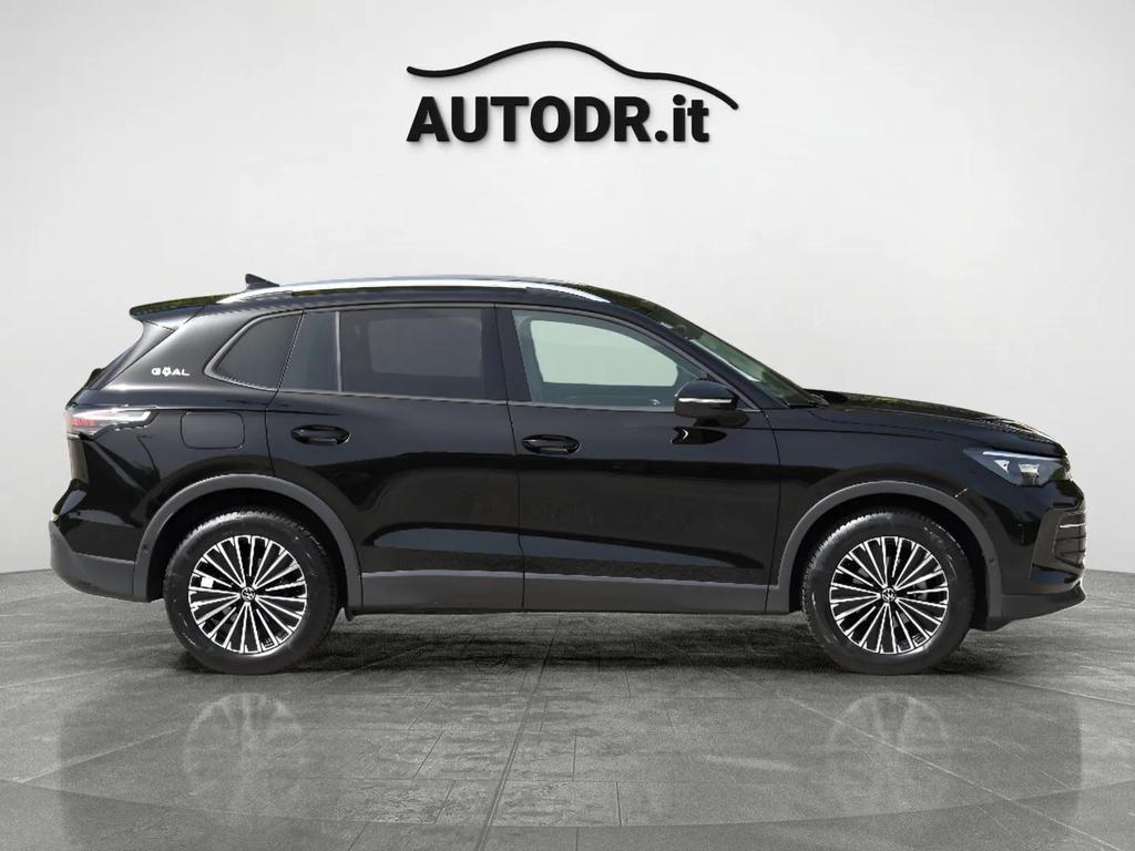 Volkswagen Tiguan 1.5 eTSI DSG Edition Plus, IQ.Light, Cerchi18, 360 Telecamere