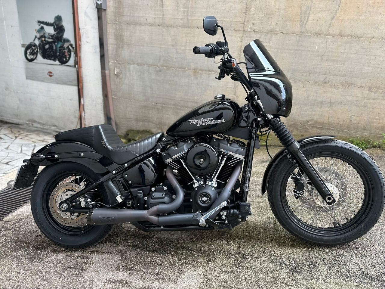 HARLEY-DAVIDSON SOFTAIL FXBB CRUISER