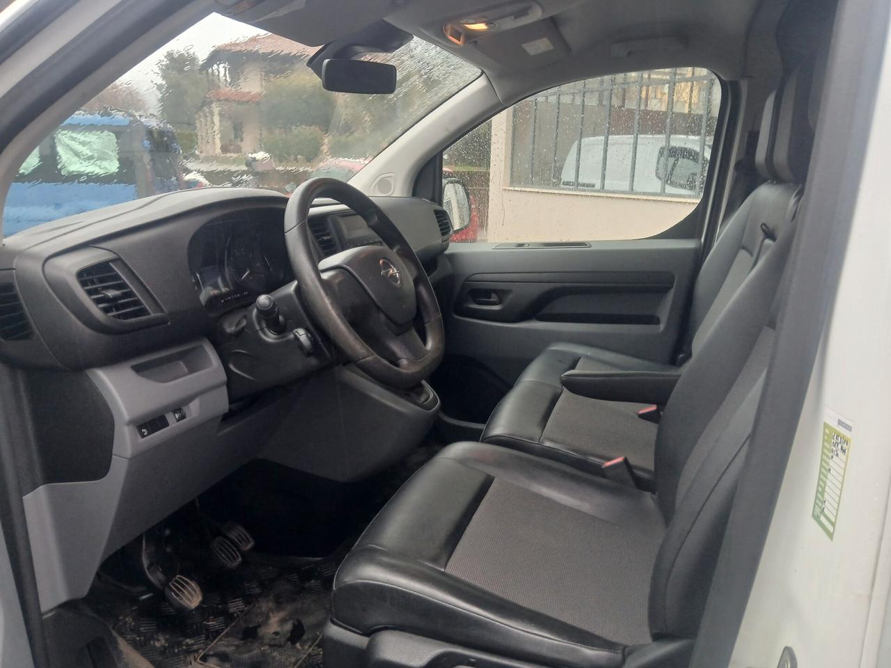 Opel Vivaro 1.5 Diesel 100 CV 3 POSTI ANTERIORI 2020