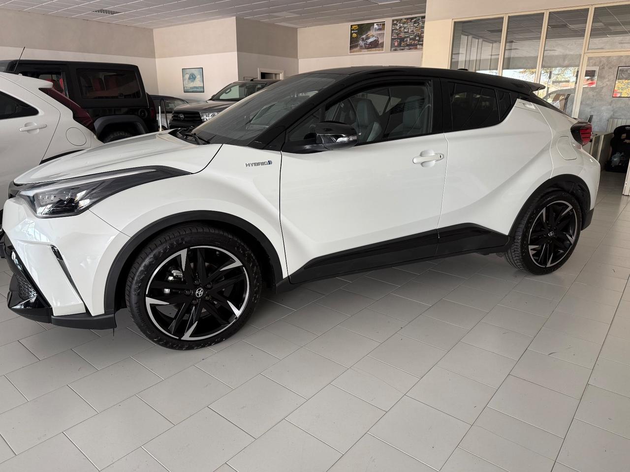 Toyota C-HR 2.0 Hybrid E-CVT GR Sport