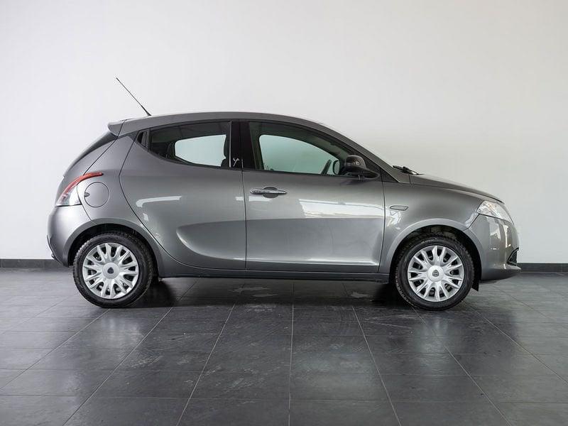 Lancia Ypsilon Ypsilon 1.2 69 CV 5 porte GPL Ecochic Silver