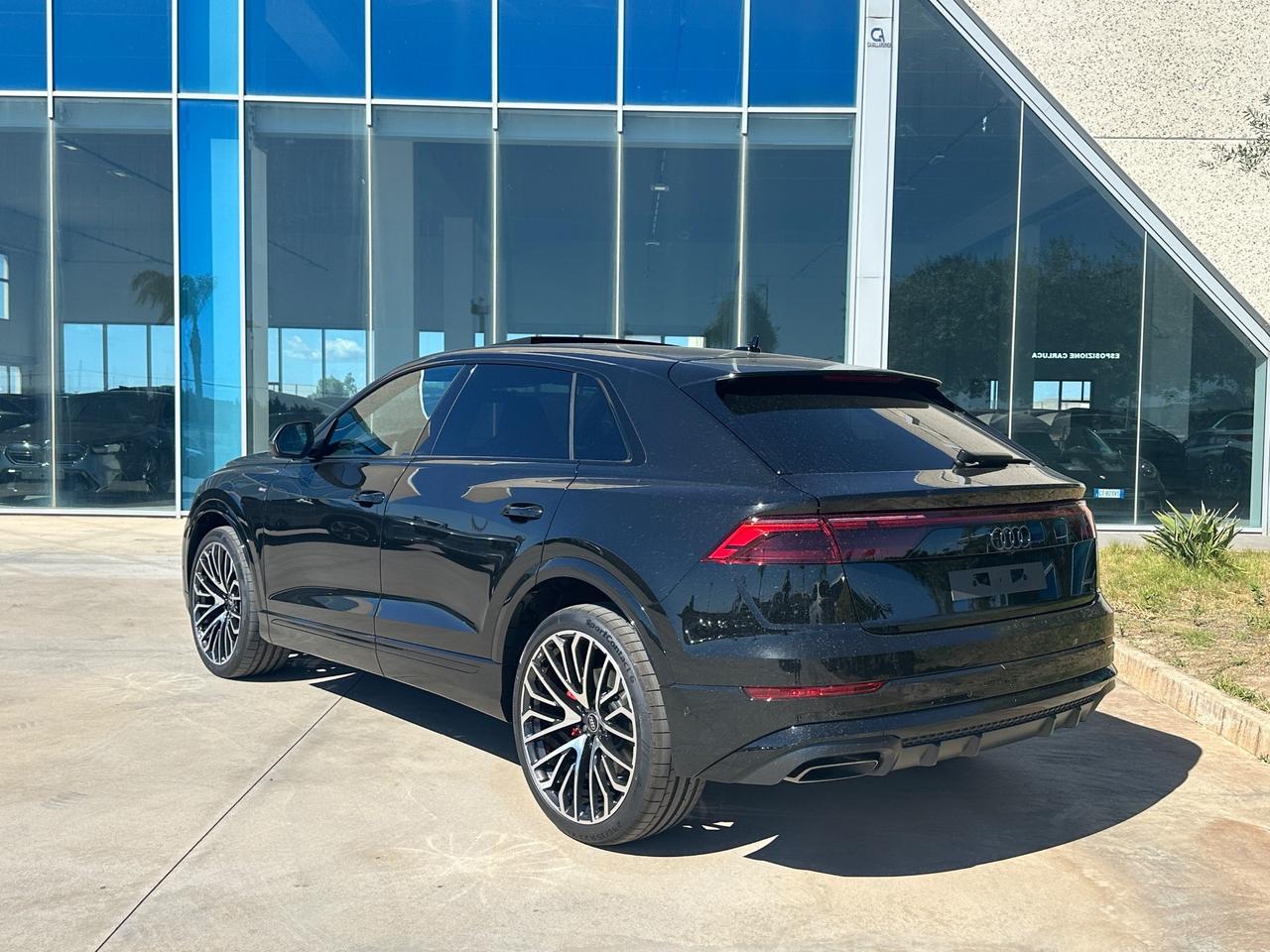 Audi Q8 50 tdi Sline €122.000 TRATTATIVA IN SEDE