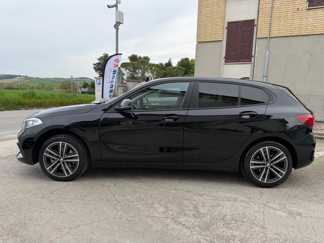 Bmw 118i 5p. Sport F40