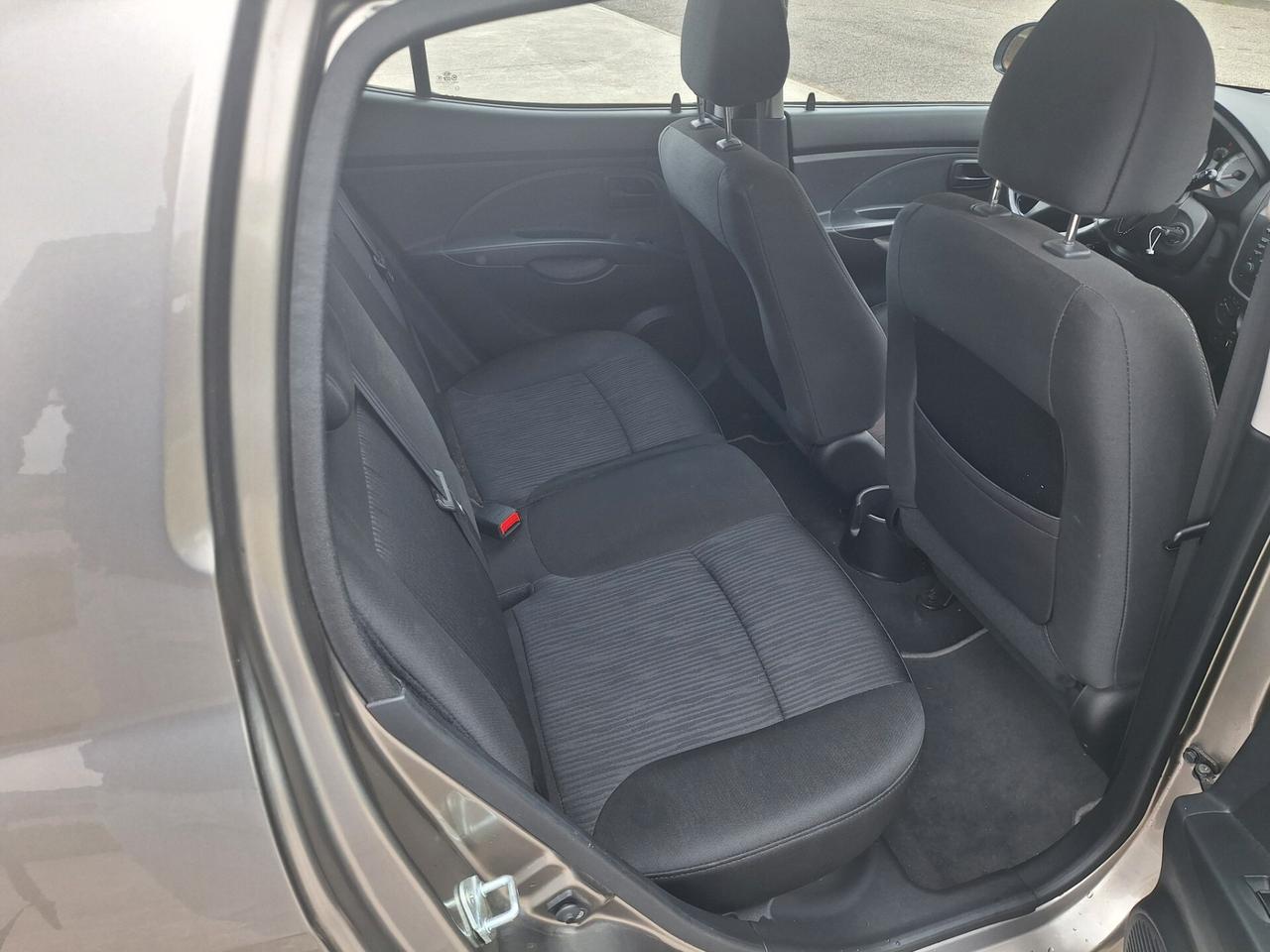 Kia Picanto 1.1 65000Km