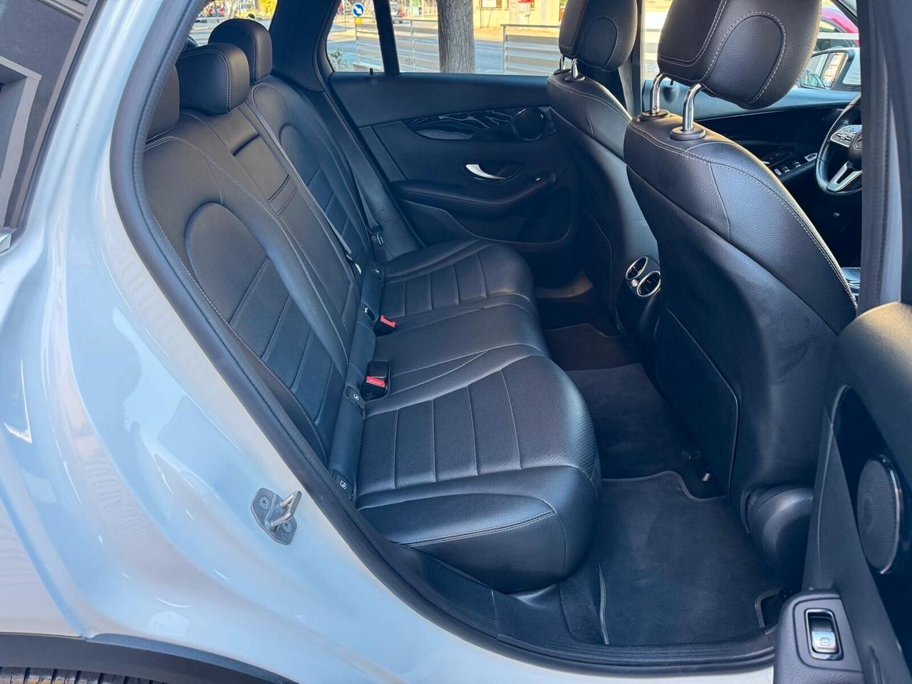 MERCEDES GLC 200 d 4MATIC SPORT