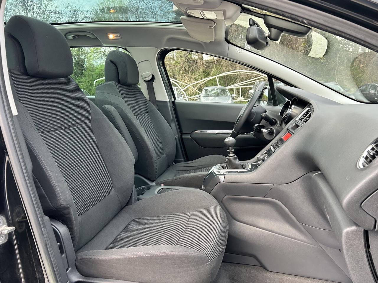 PEUGEOT 5008 1.6HDI 7 POSTI UNICO TOP