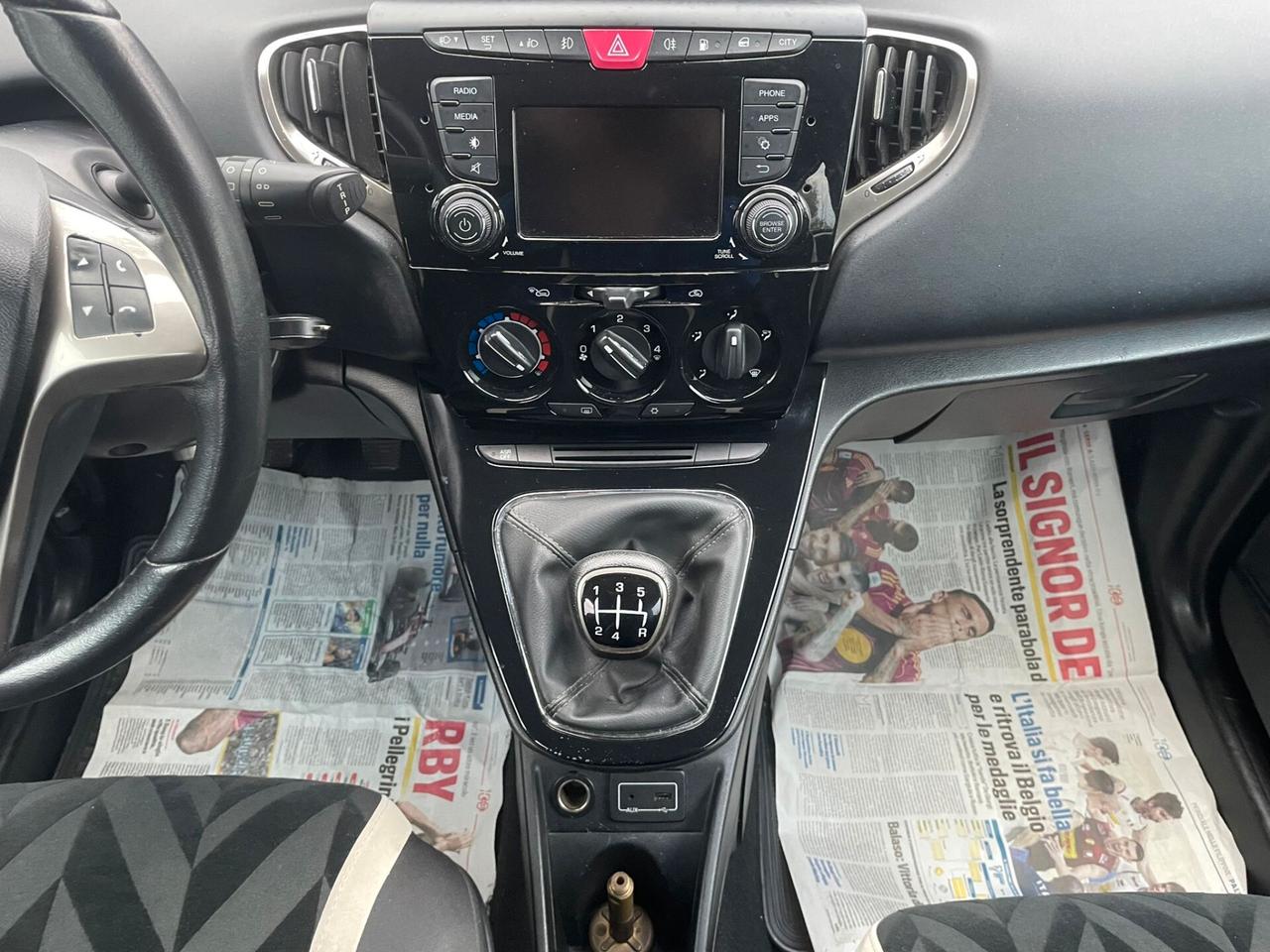 Lancia Ypsilon 2017 LED-GPL