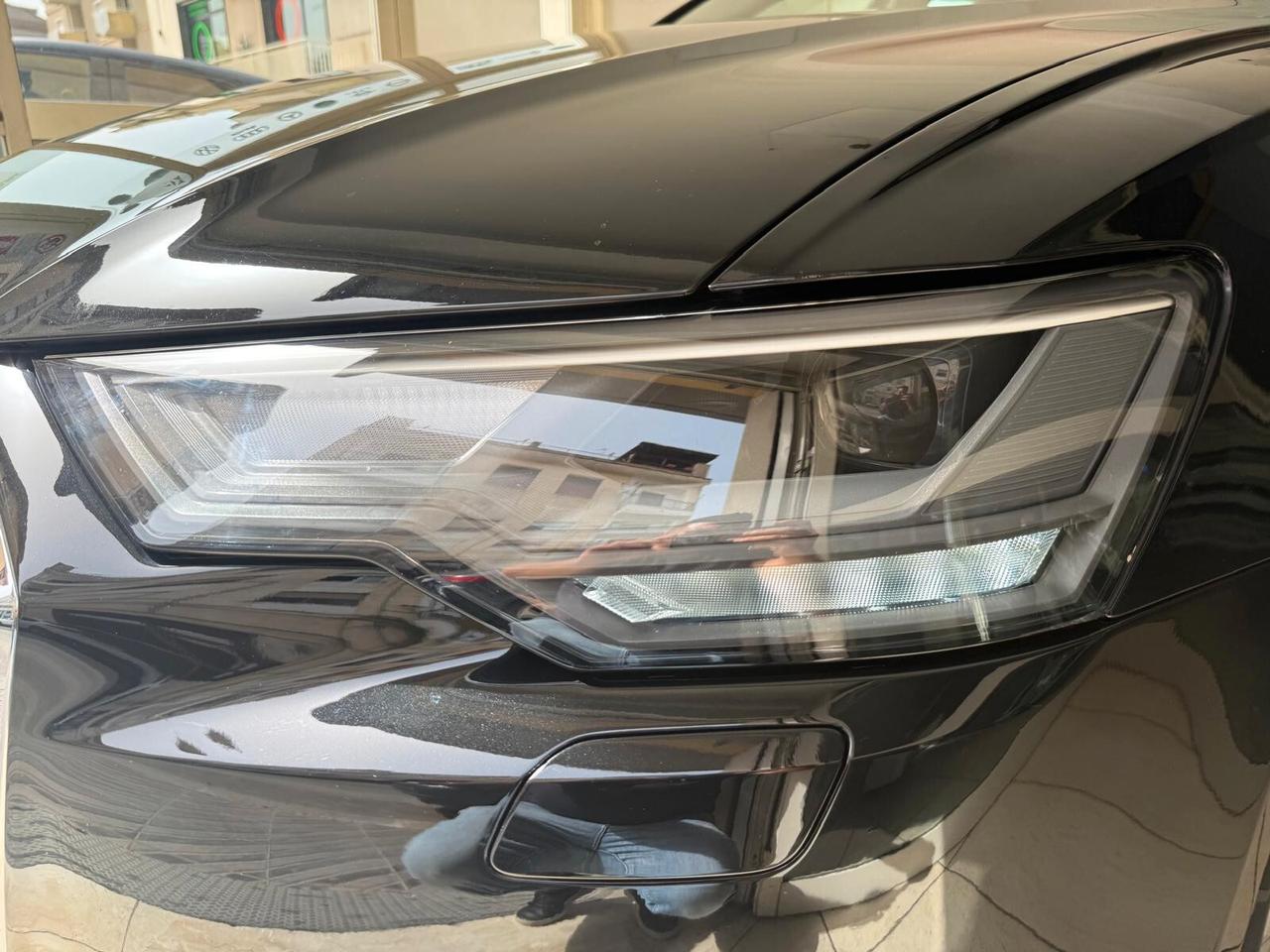Audi A4 Avant 40 TDI quattro S tronic Business Advanced