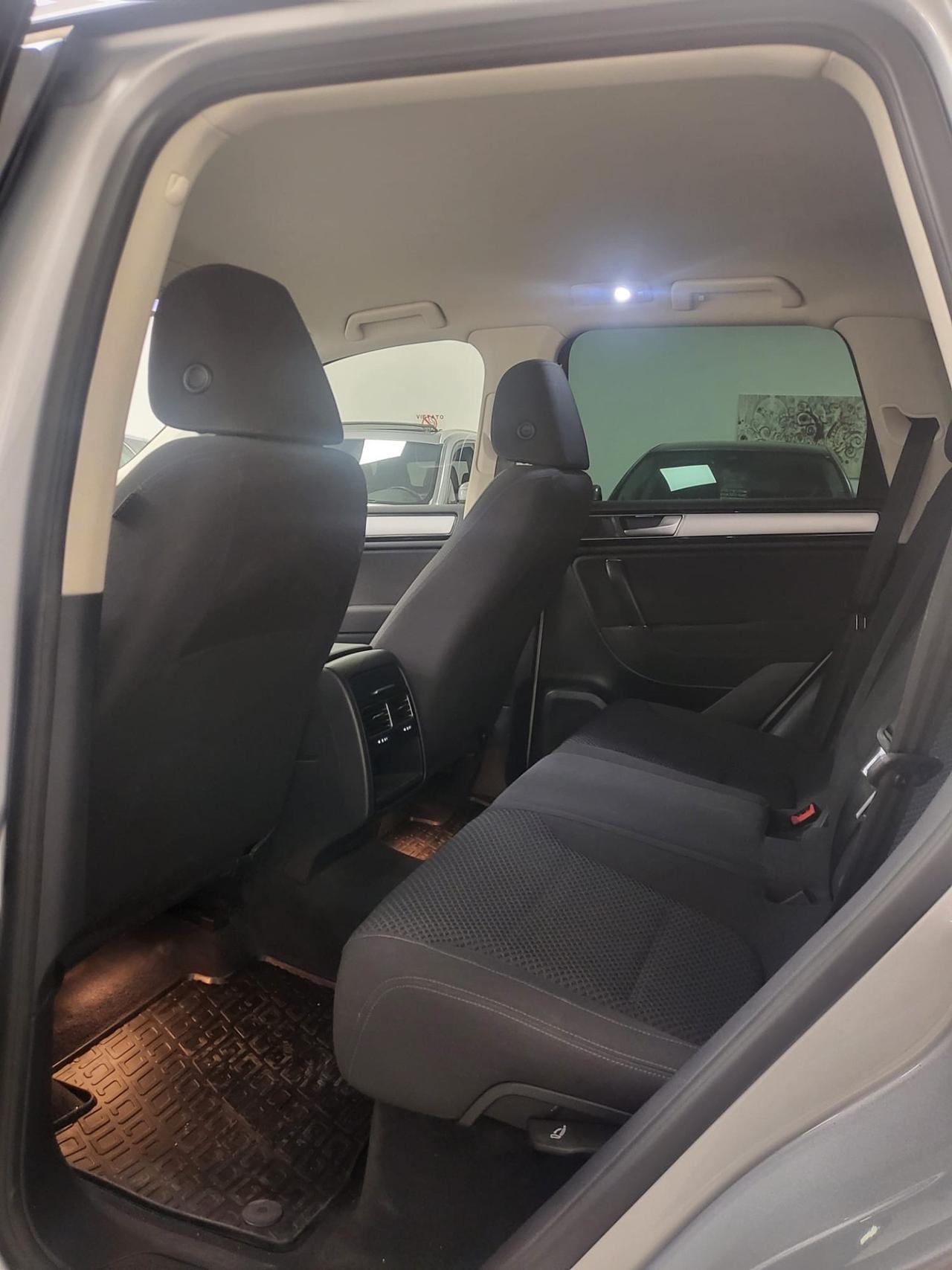 Volkswagen Touareg 3.0 TDI 204 CV tiptronic BlueMotion Techn. Executive
