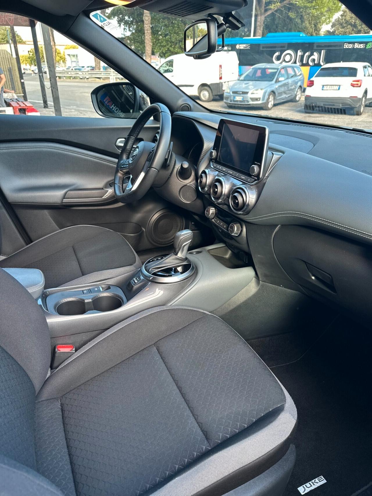 Nissan Juke 1.0 DIG-T 114 CV N-Connecta