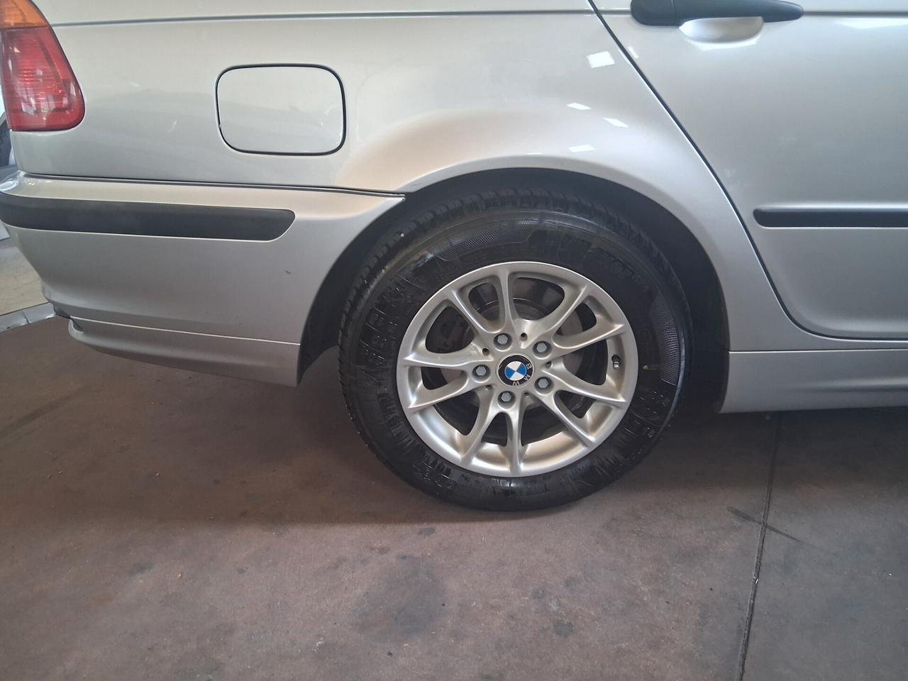 Bmw 318 UNICO PROPRIETARIO