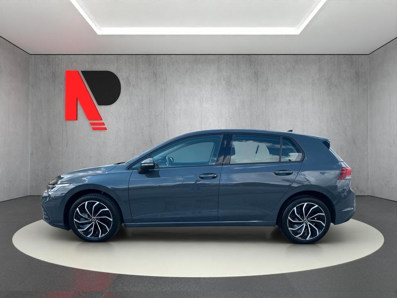 Volkswagen Golf 2.0 TDI DSG 116 CV