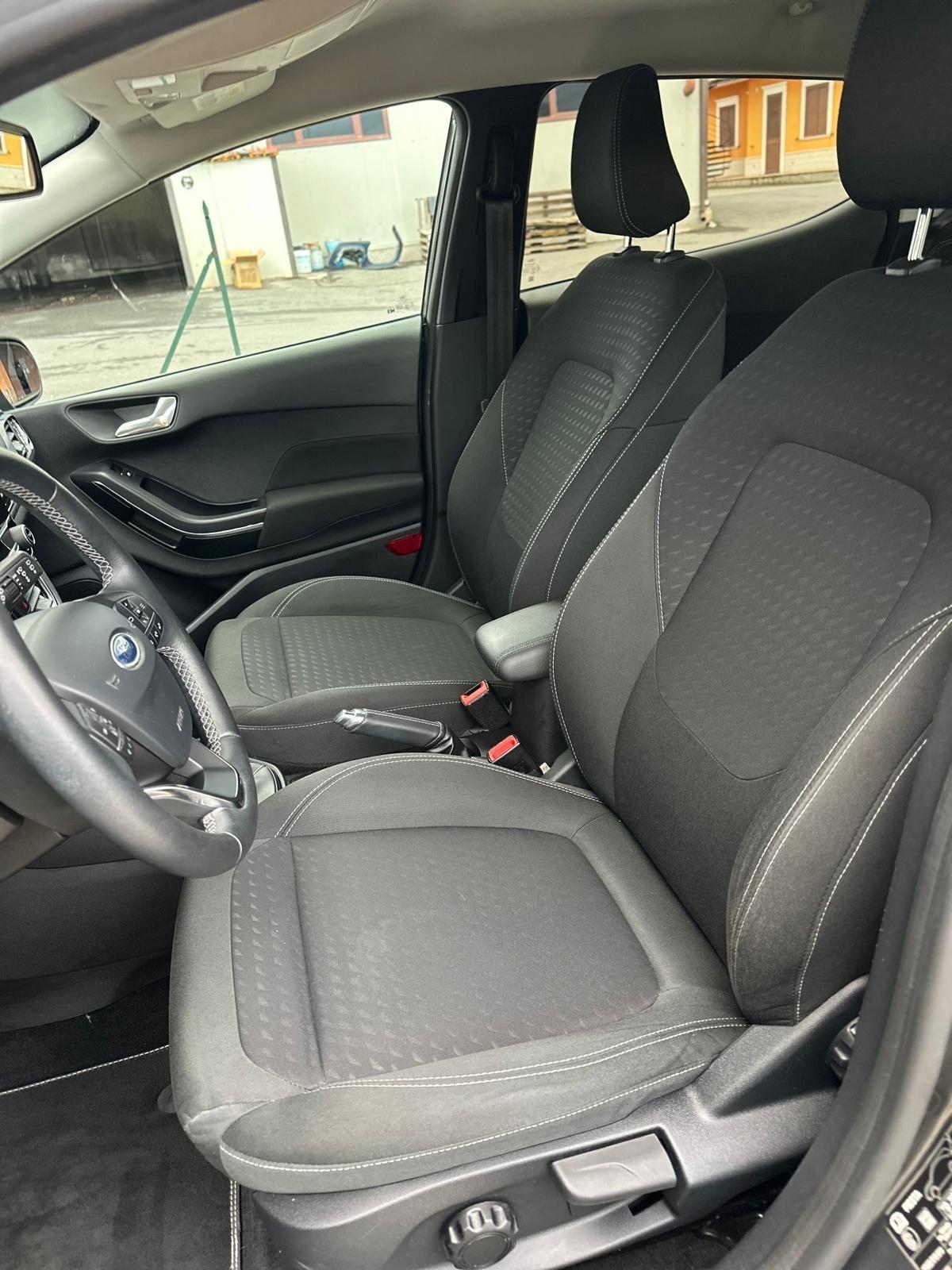 Ford Fiesta 1.5 EcoBlue 5 porte Vignale