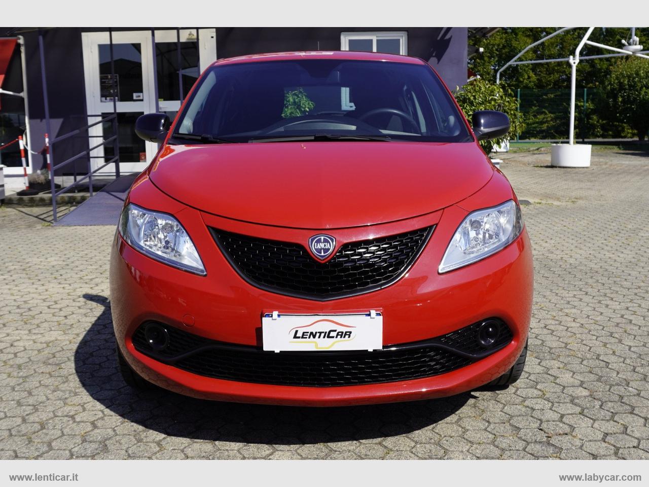 LANCIA Ypsilon 1.2 69 CV 5 Posti Gold Adatta a Neopatentati