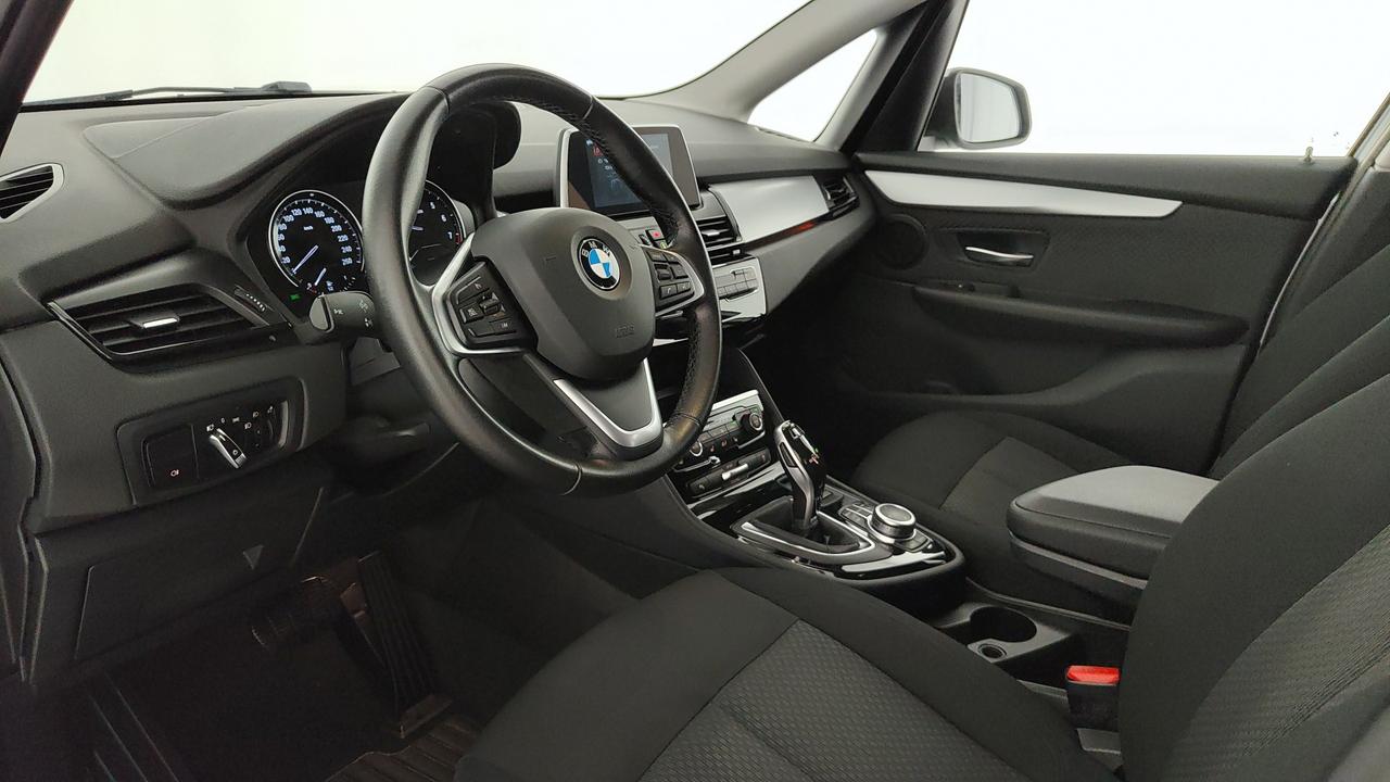 BMW 218i Active Tourer Advantag