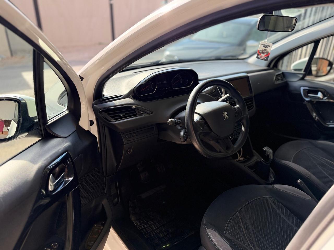Peugeot 208 1.4 HDi 68 CV