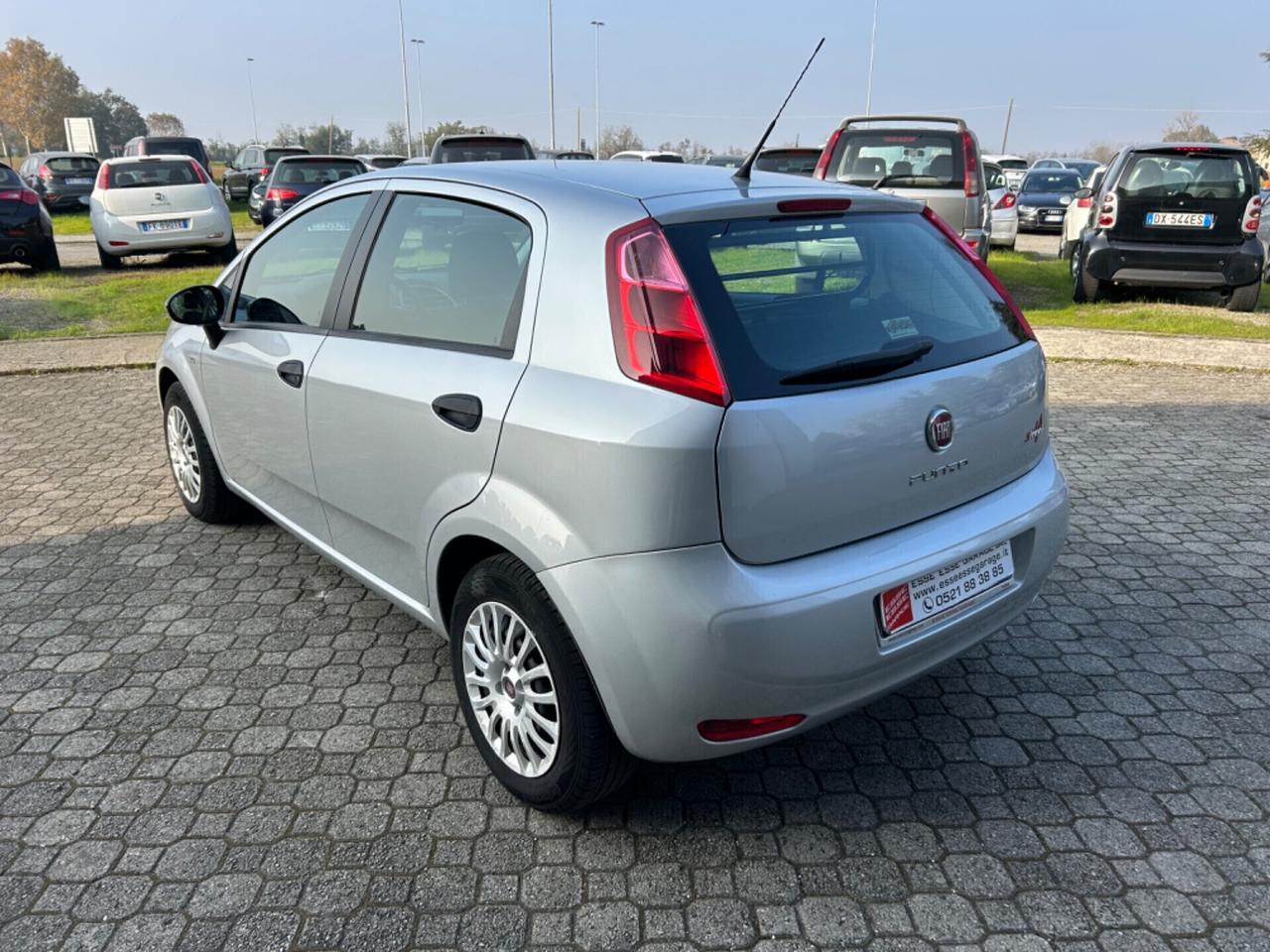 Fiat Punto 1.4 8V 5 porte| AUTOCARRO