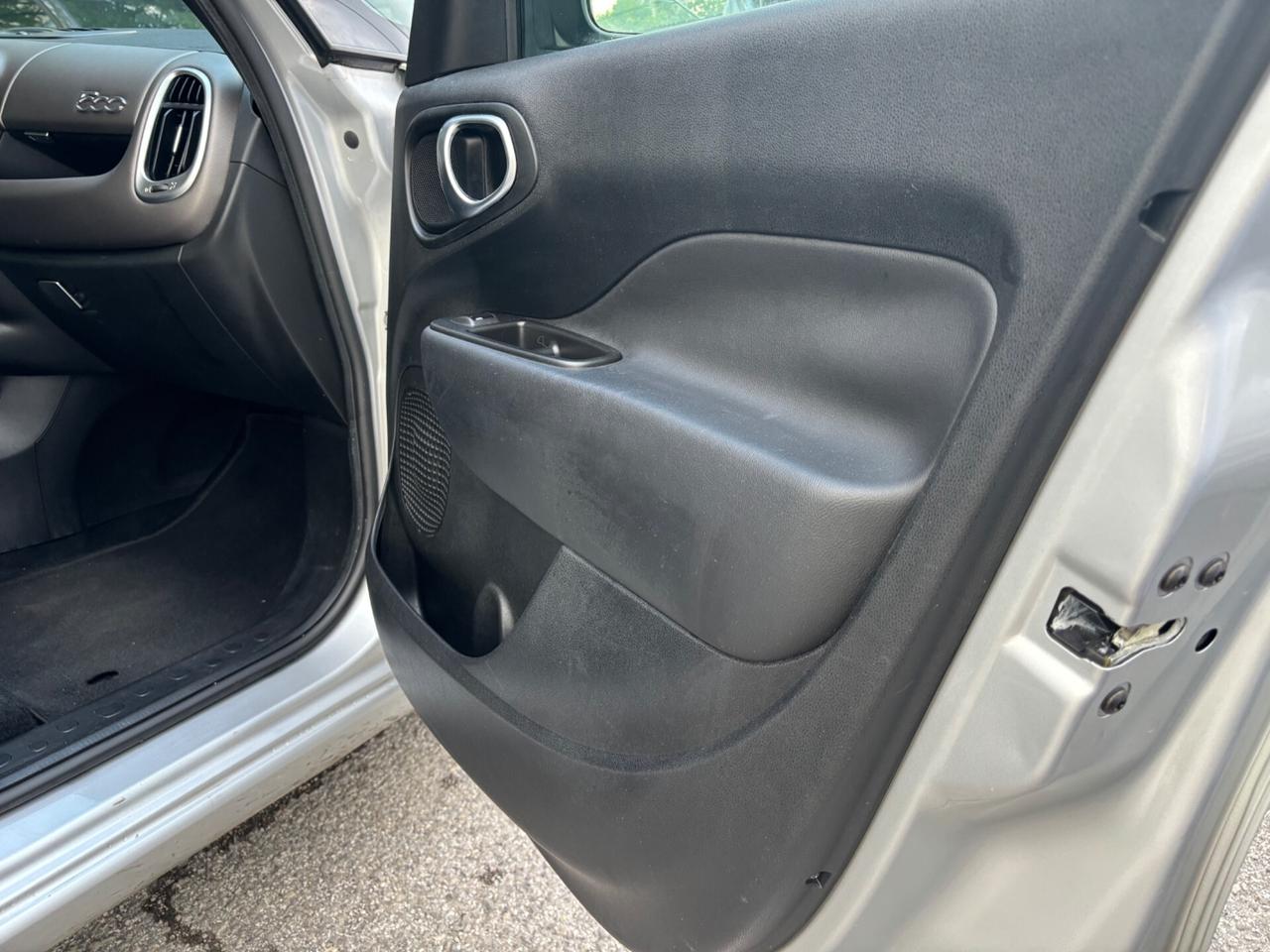 Fiat 500L 1.6 Multijet 7 POSTI Lounge
