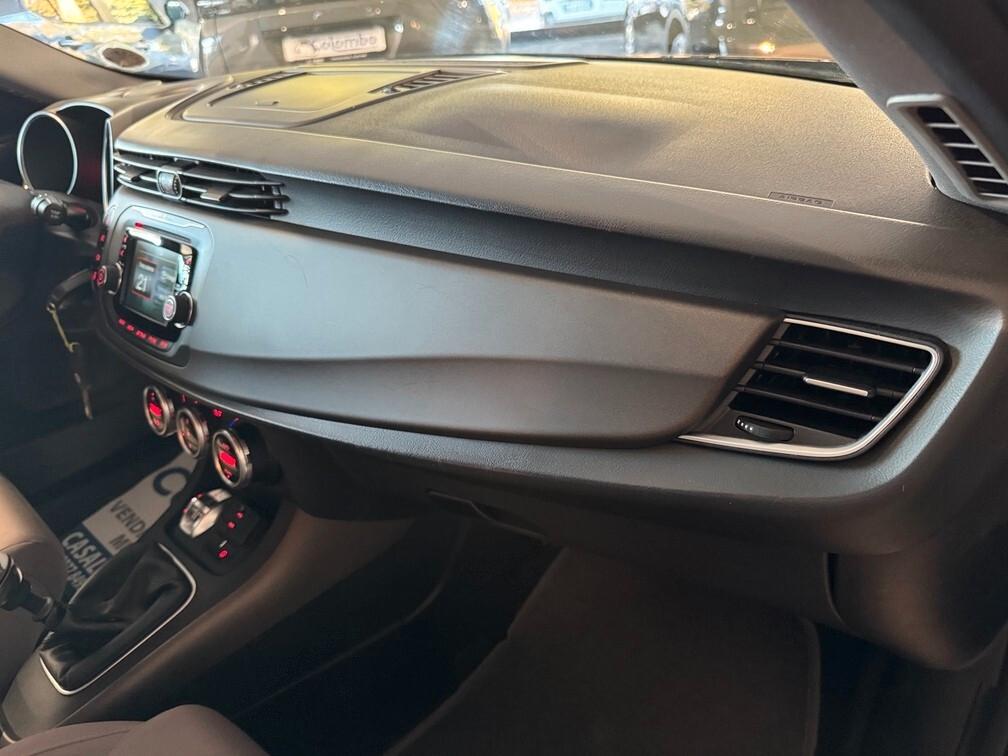 Alfa Romeo Giulietta 1.6 jtdm Exclusive Led Touch 17" Neopat