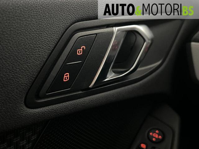 BMW 118 i 5p. Advantage *BOOKSERVICE*