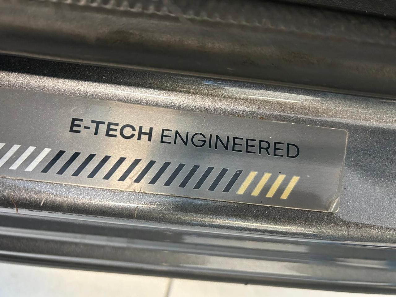 Renault Arkana ENGINEERED Hybrid E-Tech 145 CV Fast Track