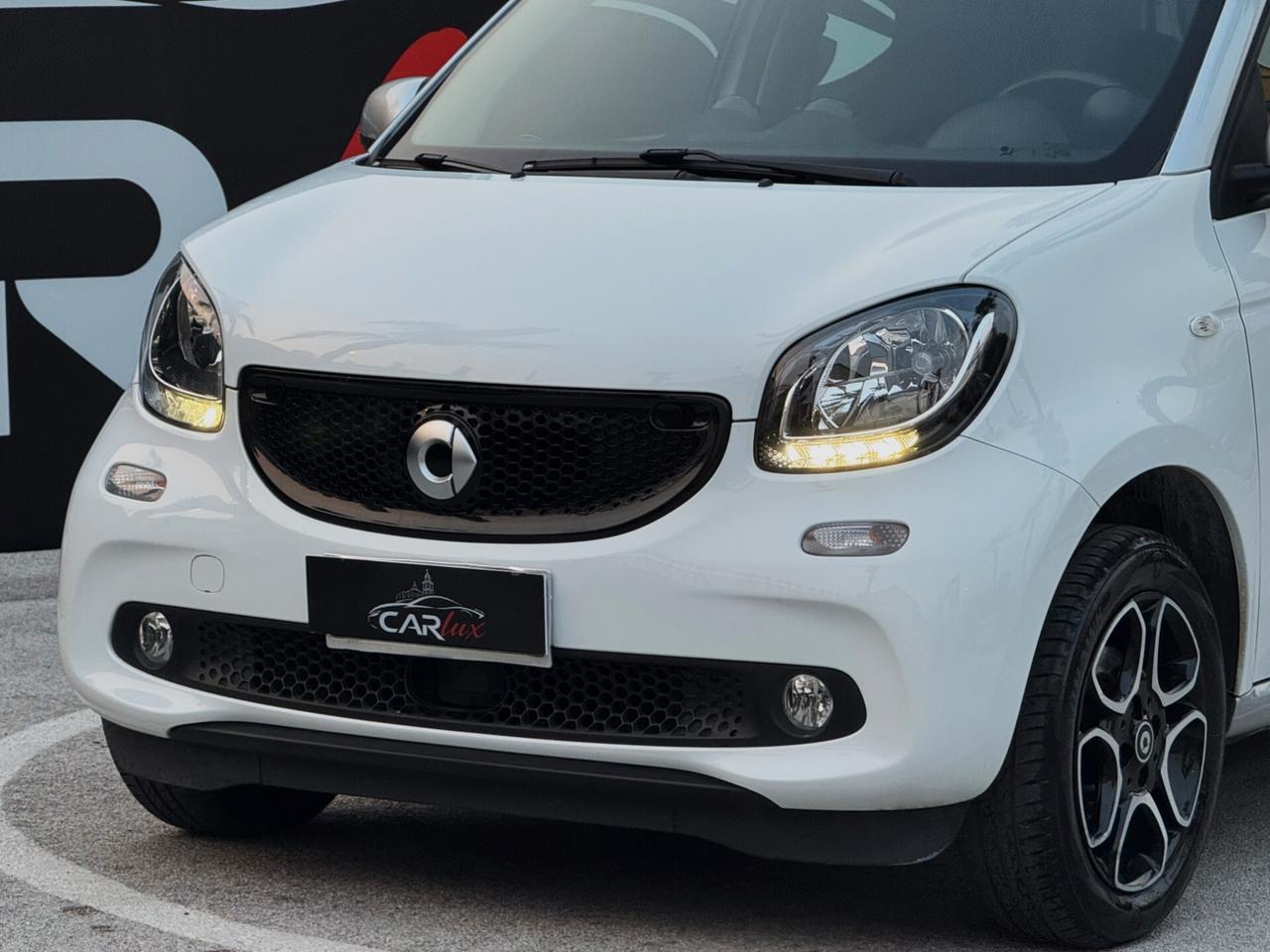 Smart forFour 1.0 Passion 71CV Twinamic TETTO