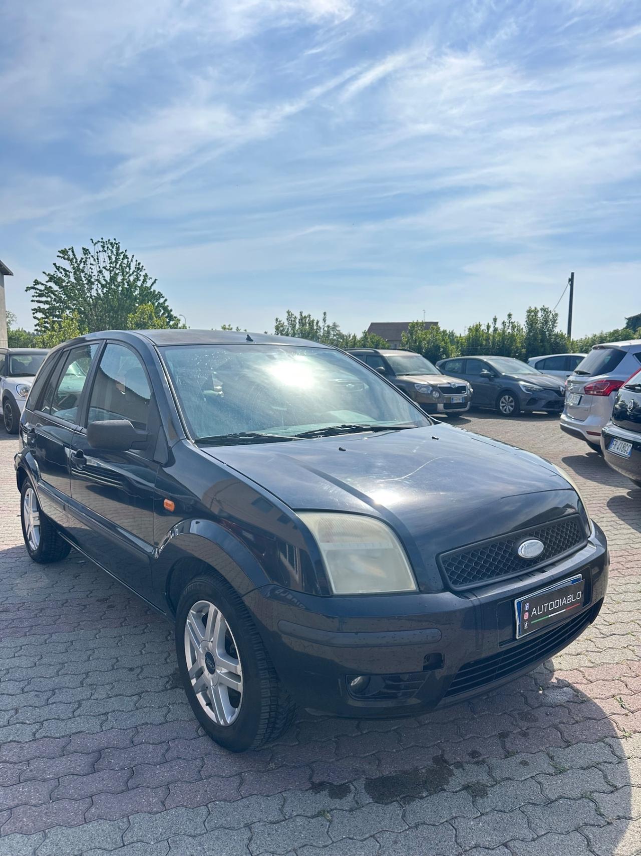 Ford Fusion 1.6 16V 5p. Elegance