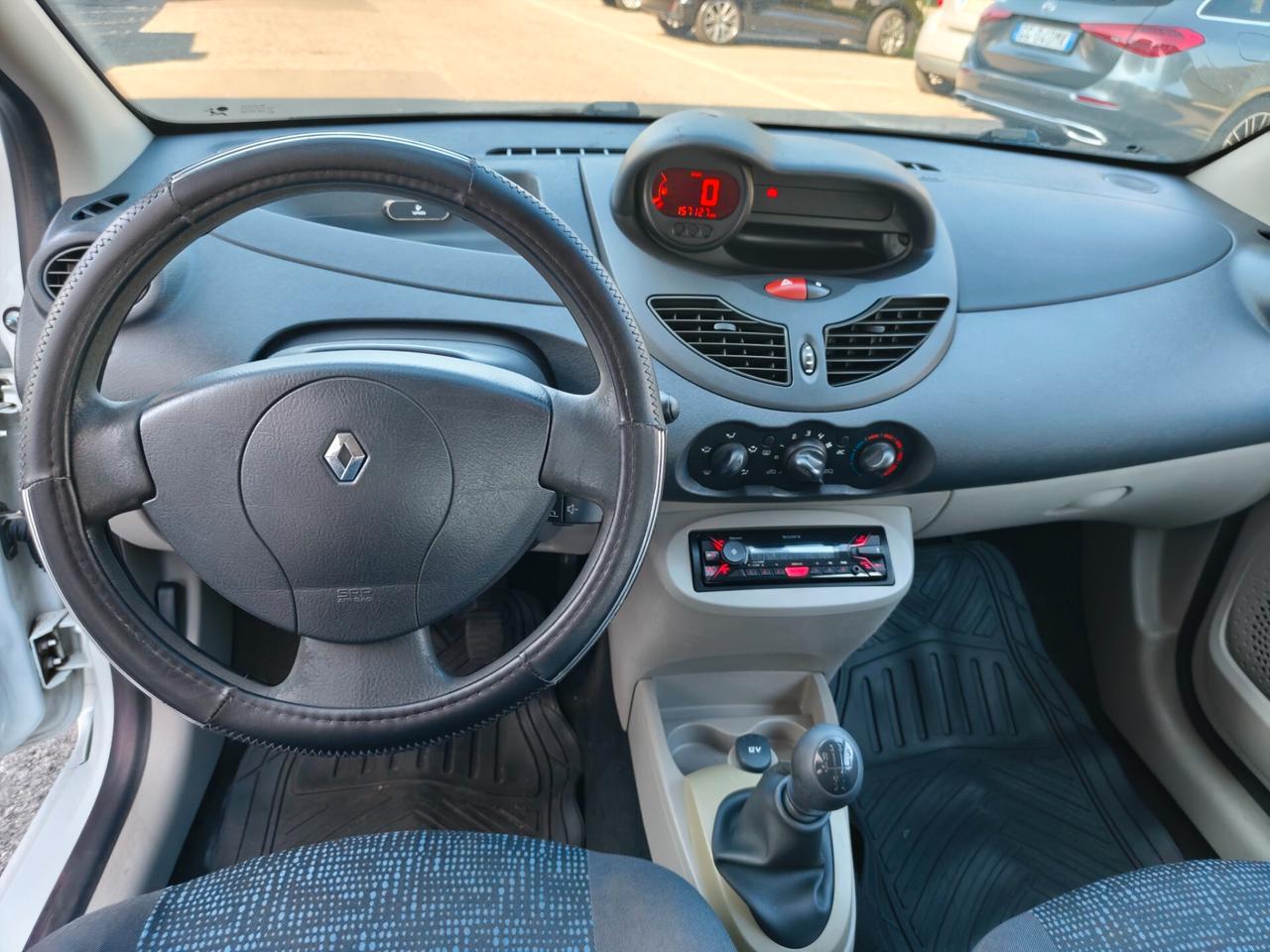 Renault Twingo 1.2 8V Dynamique