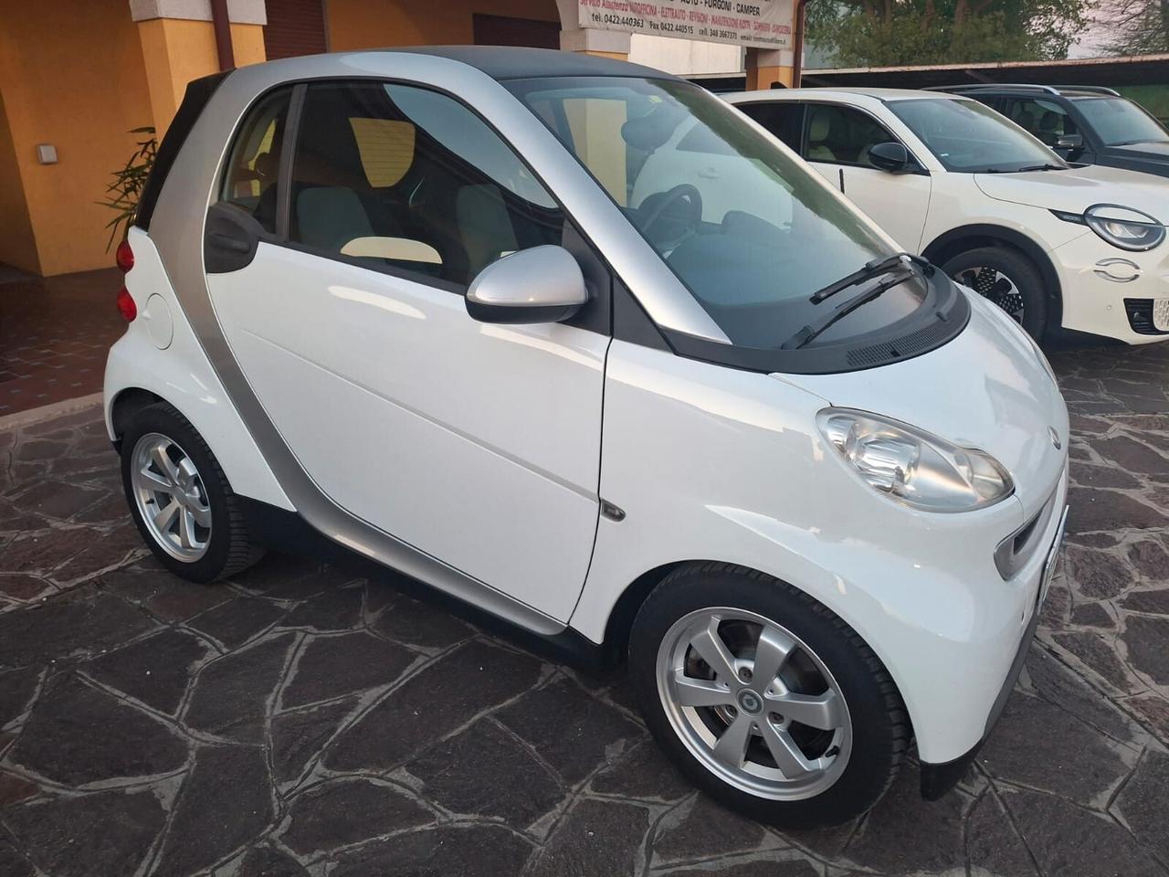 Smart ForTwo 1000 62 kW coupé passion