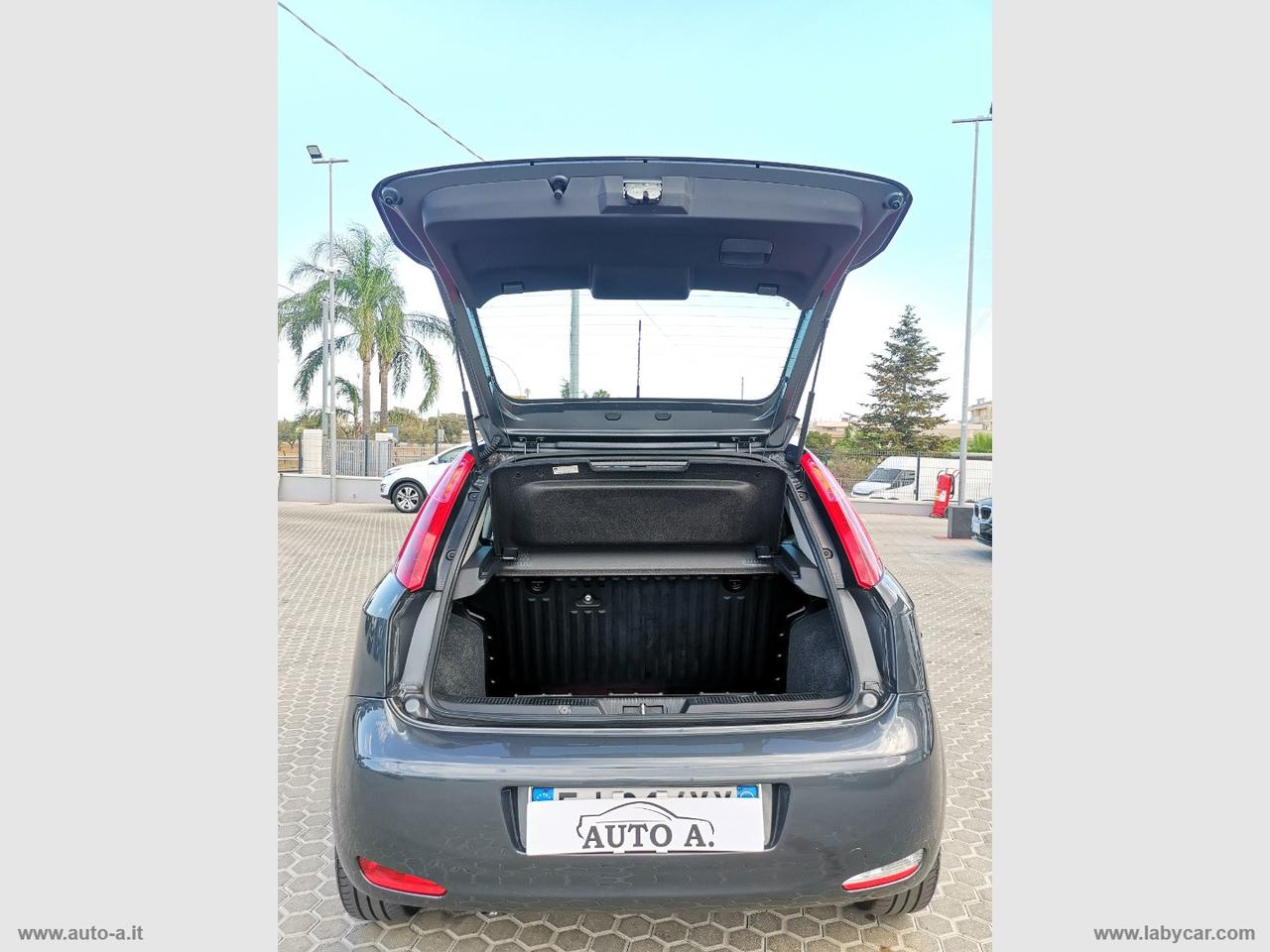 FIAT Punto 1.3 MJT II S&S 95 CV 5p. Street