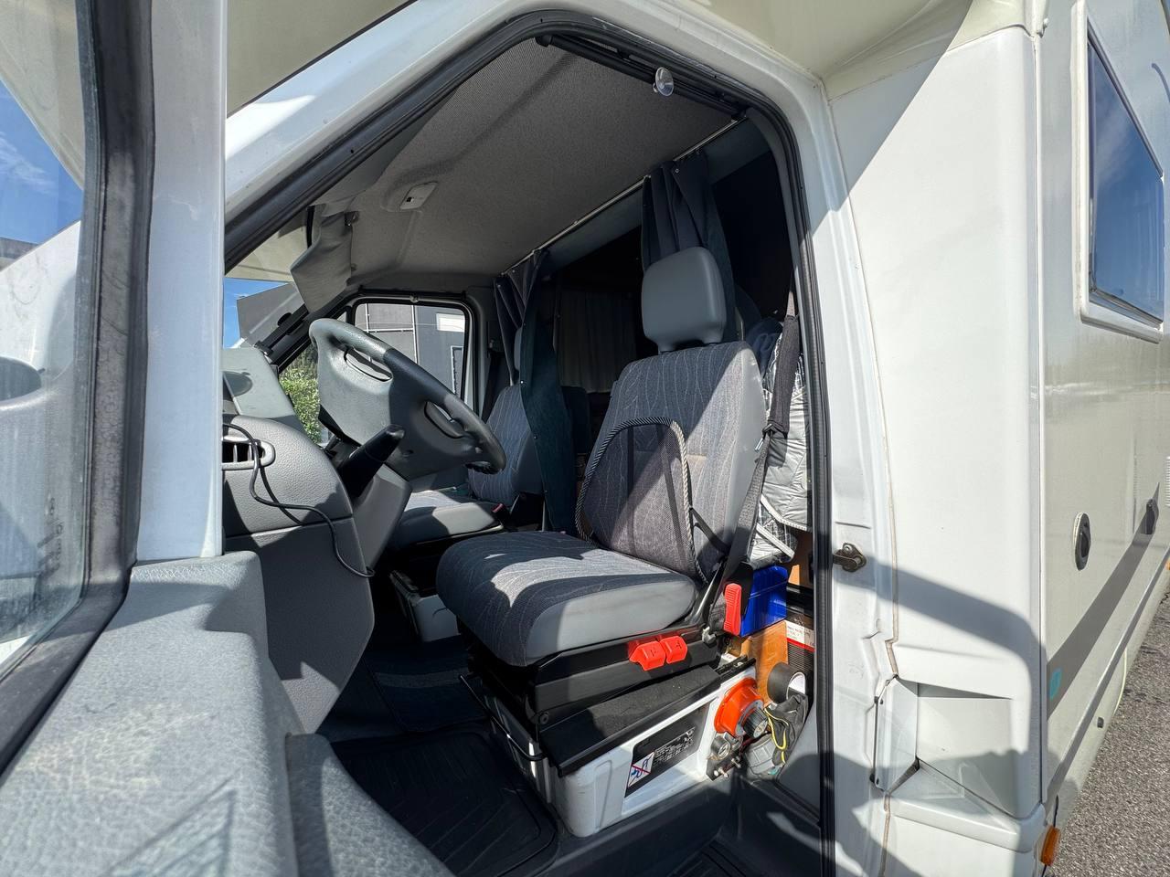 Elnagh Doral 118
