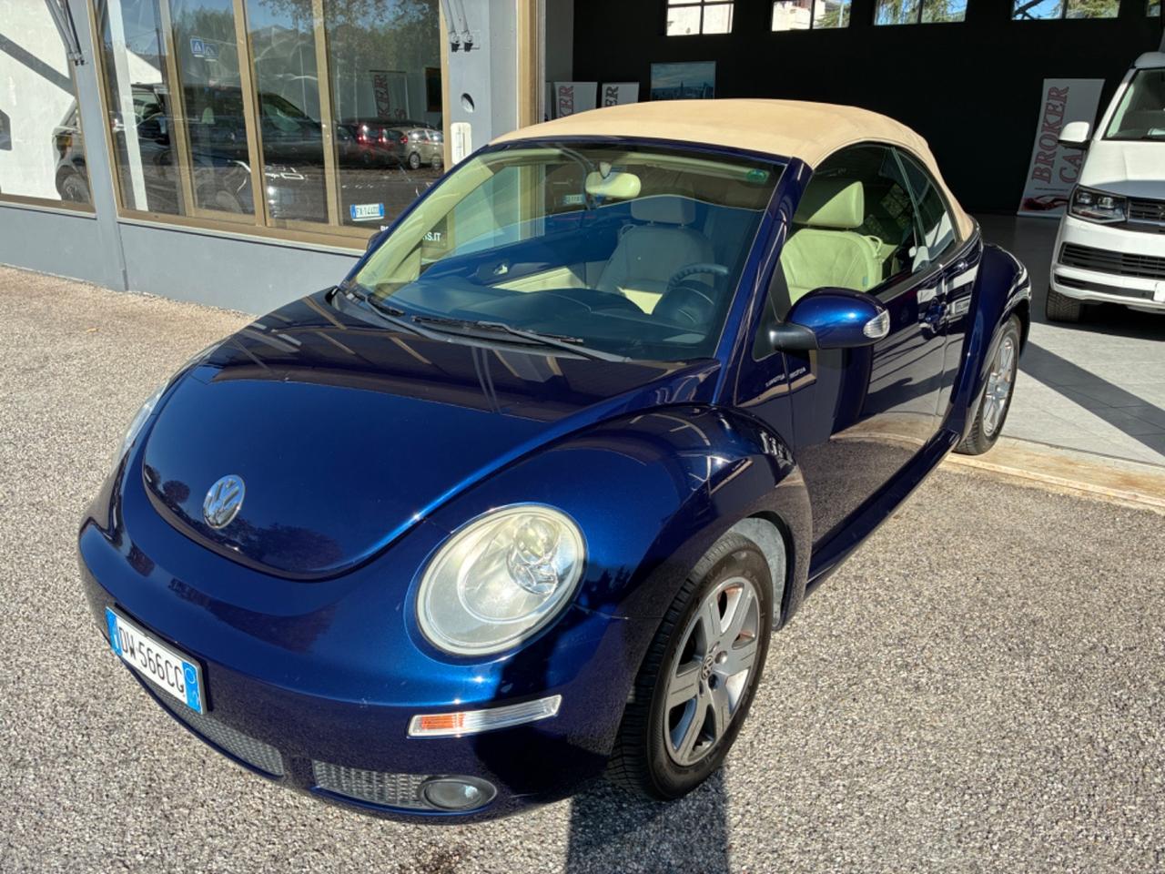 Volkswagen New Beetle 1.6 Cabrio GPL