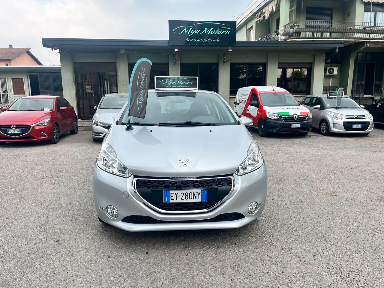 Peugeot 208 PureTech 82 5 porte Allure