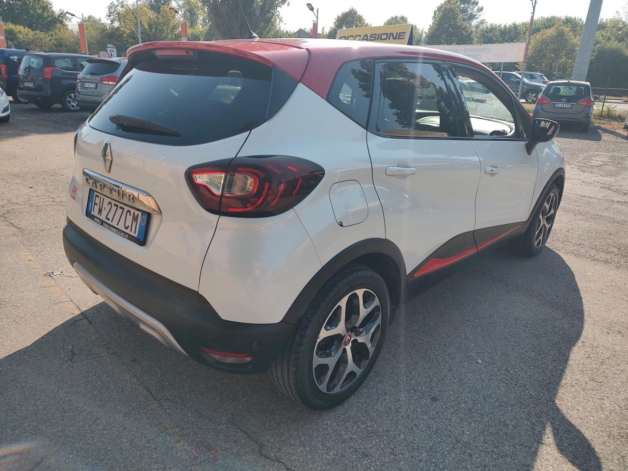 Renault Captur TCe 12V 90 CV Sport Edition (66 KW), OK NEOPATENTATI
