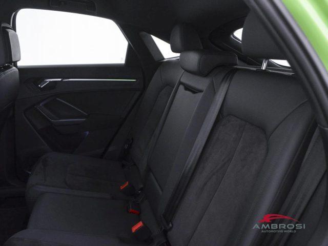 AUDI RS Q3 2.5 quattro s-tronic