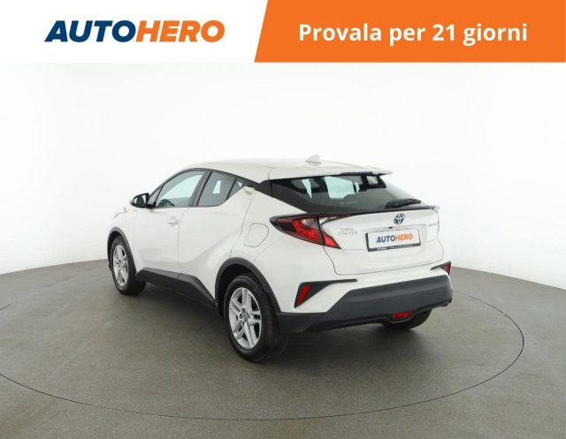TOYOTA C-HR 1.8 Hybrid E-CVT Business
