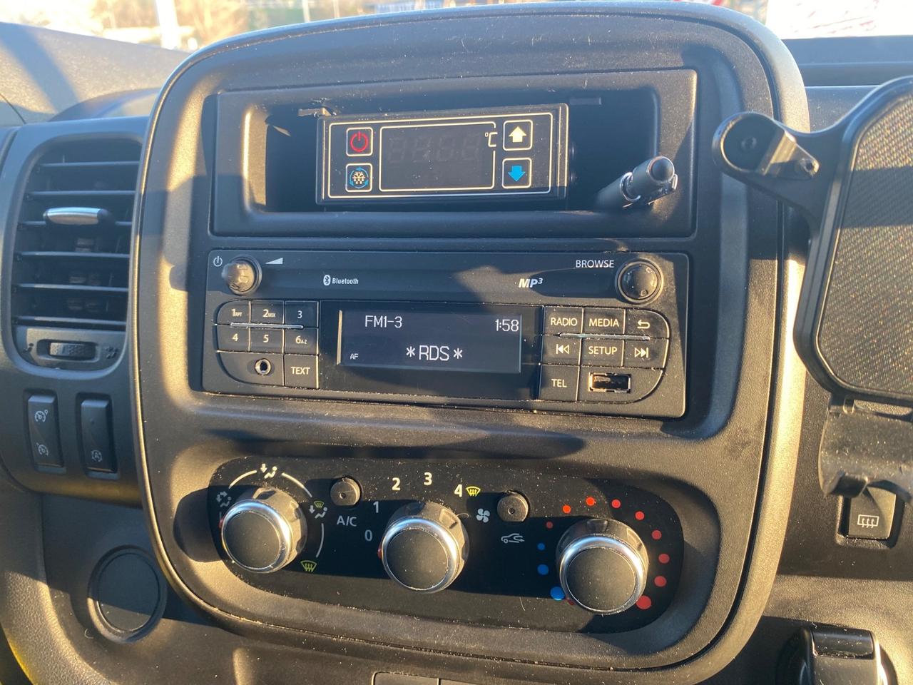 Renault trafic frigo 3 posti 2021